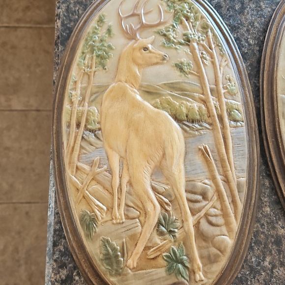 Rustic Wildlife Wall Plaques - Deer and Bear Design Heavy Ceramic Type - Picture 2 of 3